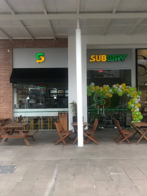 Subway Pedra Branca