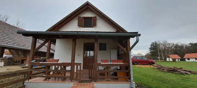 Csörgő Vendégházak