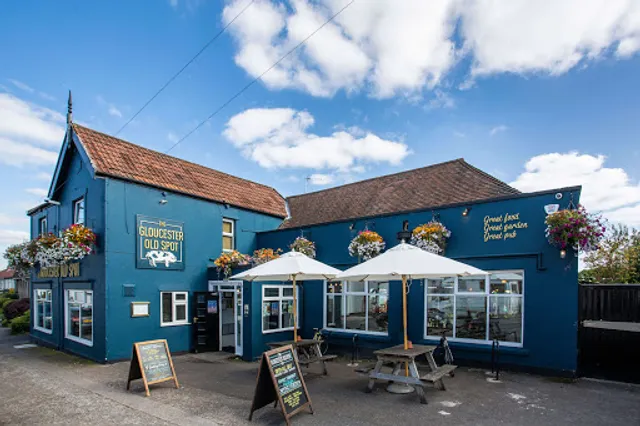 The Gloucester Old Spot | Family Friendly Pub | Bristol, UK