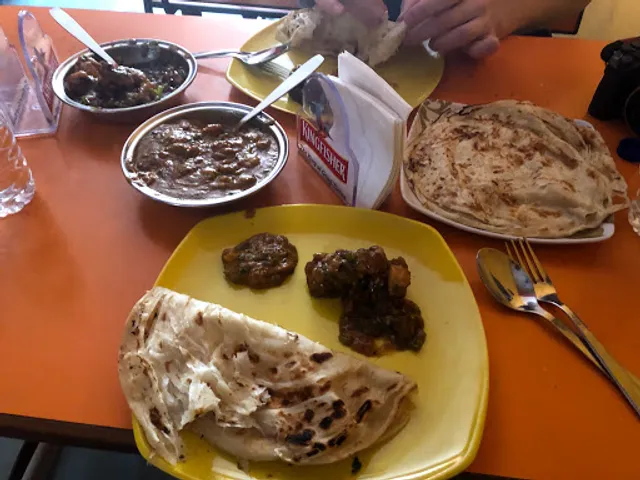 Daigo's Cliff Family Restaurant & Sports Bar