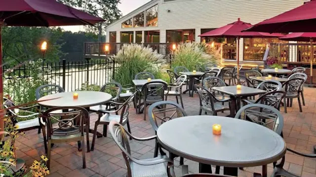 Twin Oaks Restaurant