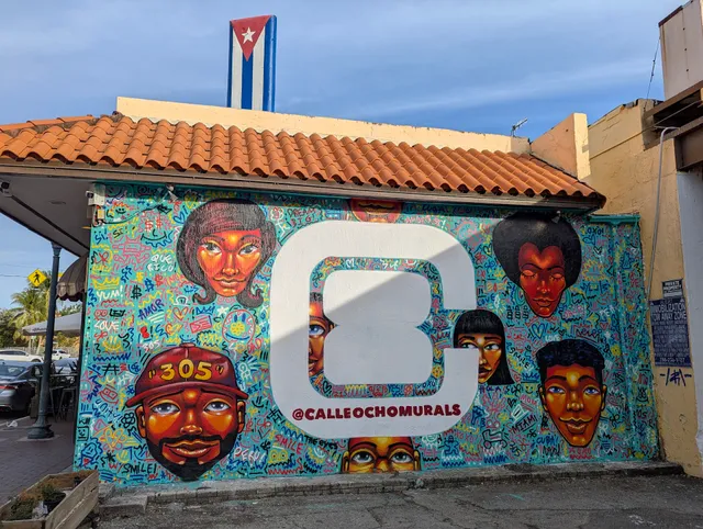 Calle Ocho Murals and Gallery