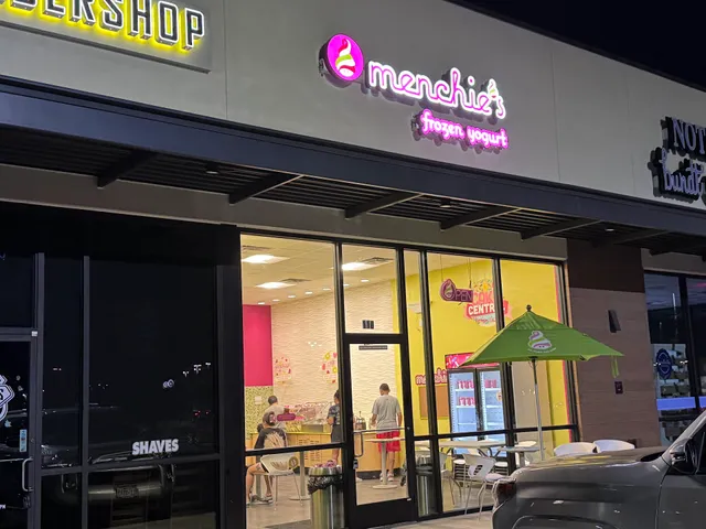 Menchie's Frozen Yogurt - Kyle Crossing