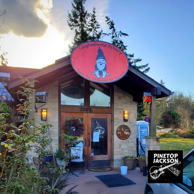 LaughinGnome Pottery formerly Daily Bird Pottery