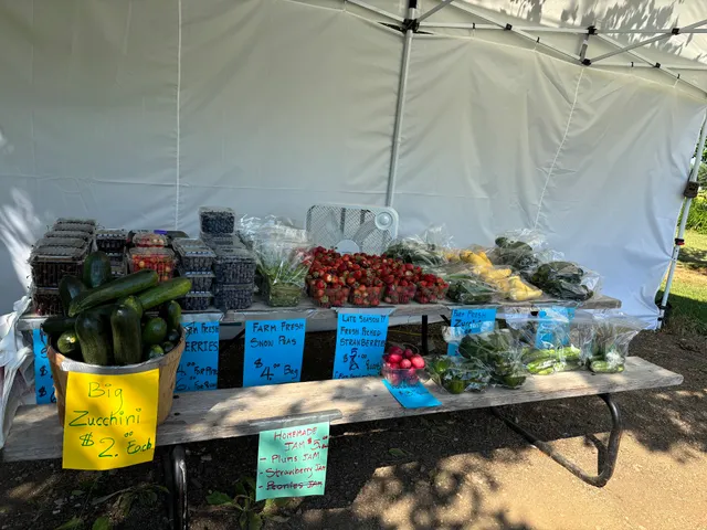 Homegrown Farm Stand