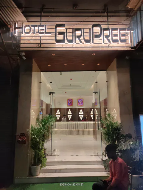Hotel guru preet international