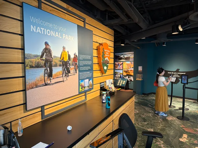 Mississippi National River and Recreation Area Visitor Center