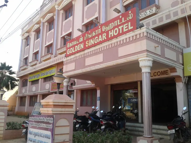 Golden Singar Hotel