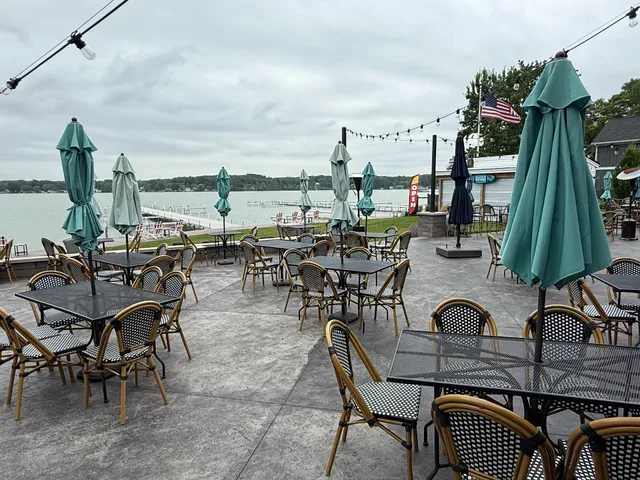 Smuggler's At North Shore