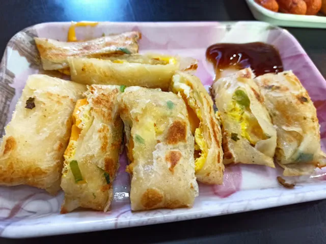 舉手漢堡 新店創始店（可團體訂餐.外送 歡迎來電洽詢）