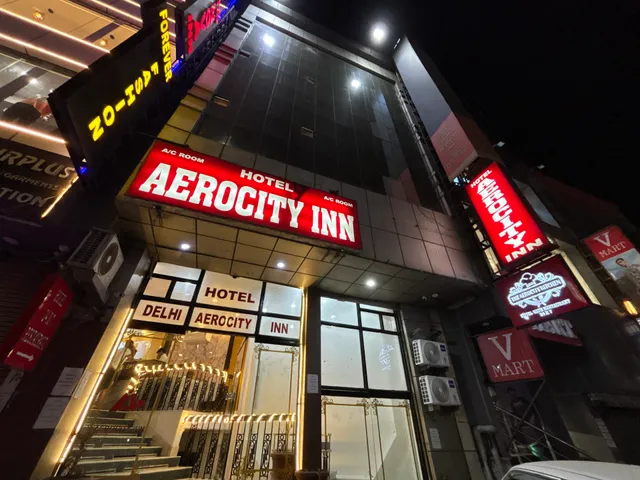 Hotel Delhi Aerocity Inn