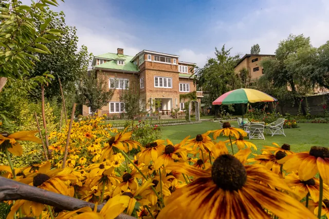 SaffronStays Awakening - Villa in Srinagar
