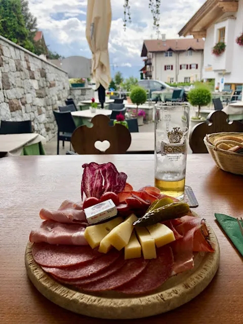 Dorfcafe der Illmer Adelheid