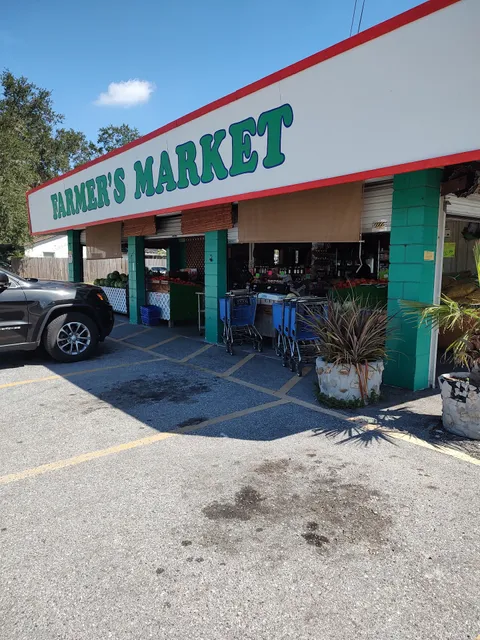 Sue's Farmers Market