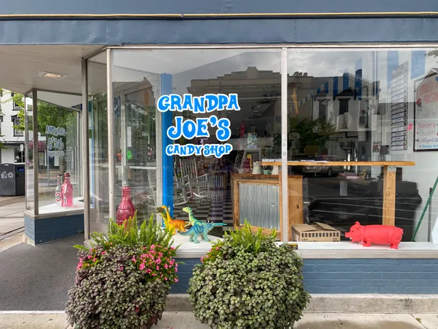 Grandpa Joe's Candy Shop - Troy, Oh