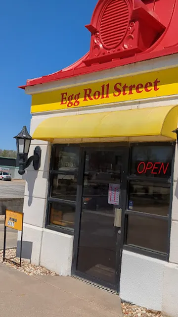 Egg Roll Street