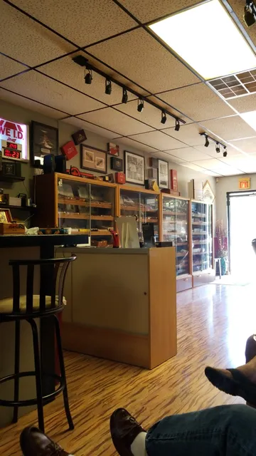 Bill's La Habana Cigar Club