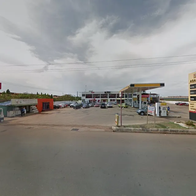 Black and White Fast-food