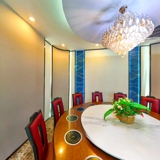 Jiwaa Restaurant / Живаа ресторан