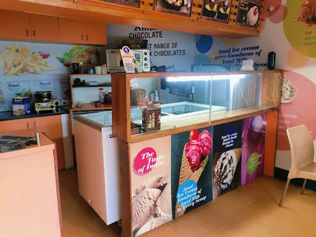 Amul Ice Cream Parlour