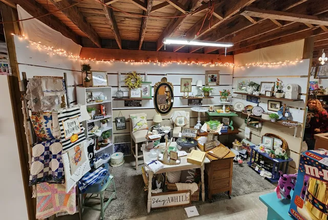 The Vintage Warehouse LLC