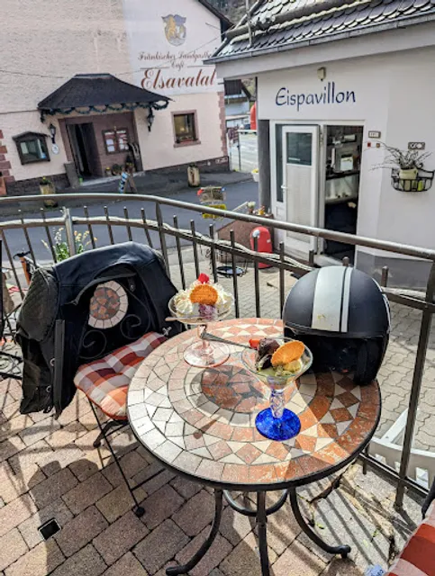 Eispavillon, Bistro u. Café Roth