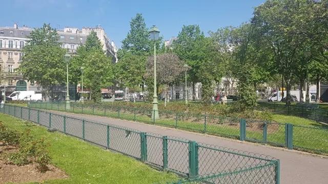 Square Albert Besnard