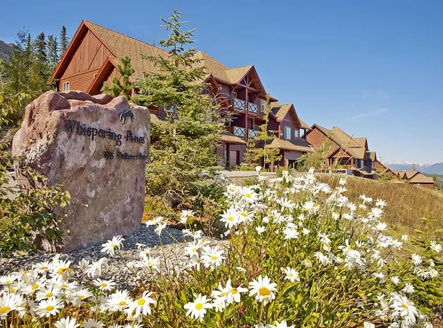 Whispering Pines by Kicking Horse Lodging - Bellstar Hotels & Resorts