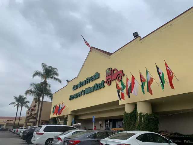 Garden Fresh Farmer's Market农夫市场