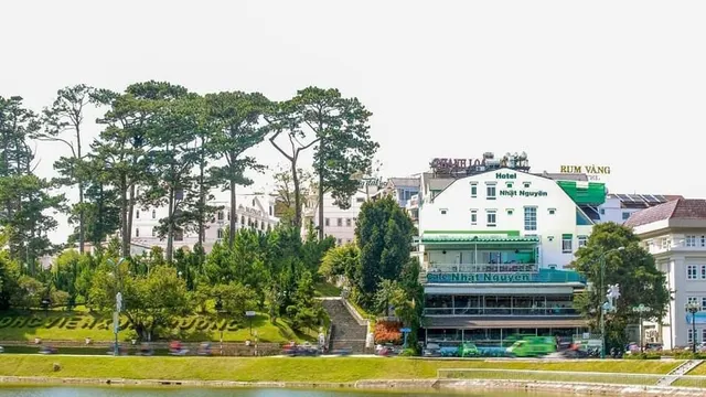 Khách sạn Nhật Nguyên