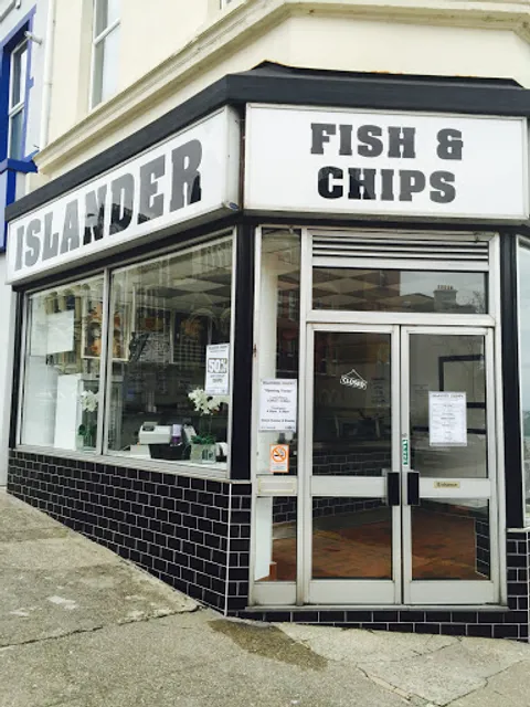 Islander Chippy
