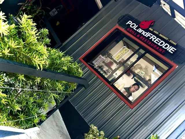 Pol and Freddie Grill & Restaurant