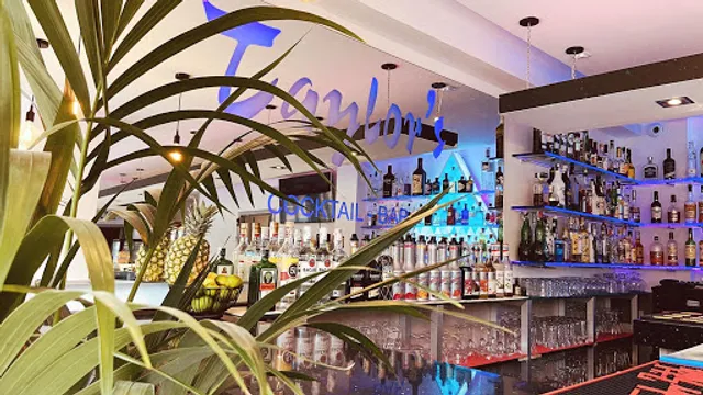 Taylor's Cocktail & Restaurant