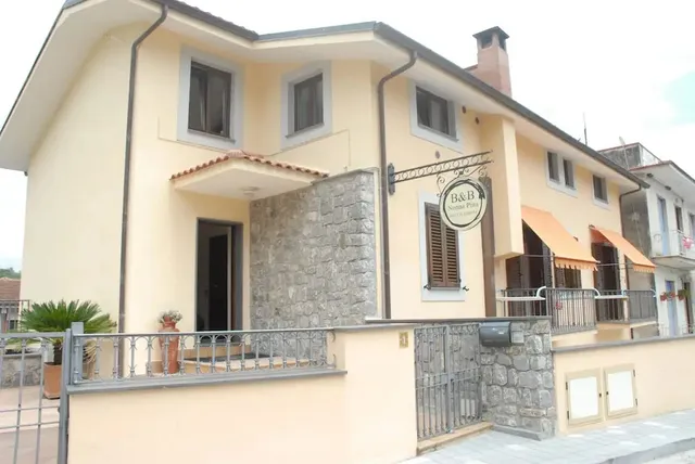 B&B Nonna Pina "Traditional & Elegant B&B"