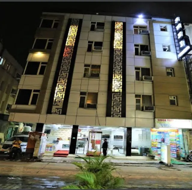 Hotel Suzi International, New Delhi [ family hotel ]