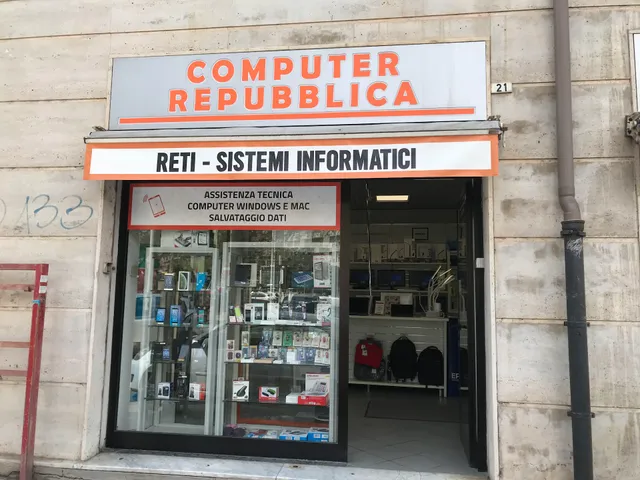 CD Computer Repubblica (COMPUTER DISCOUNT)