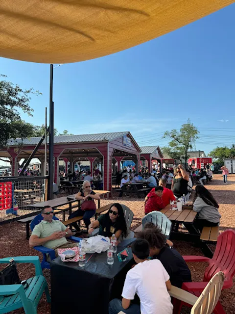 1604 Cantina Food Truck Park
