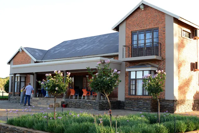 Makarios Country Lodge