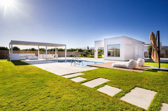 Sardines Luxury Villas & Suites