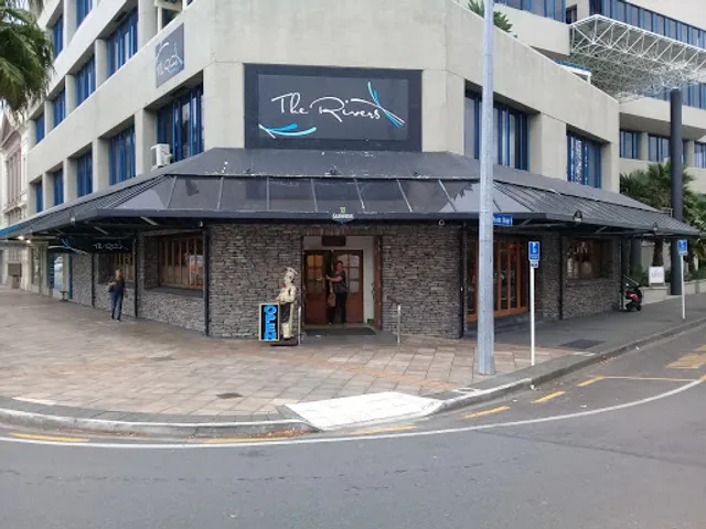 The Rivers Restaurant and Bar