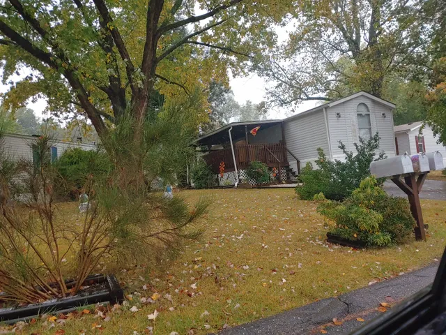 Holiday Mobile Estates