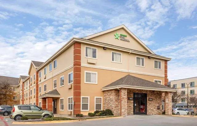 Hawthorn Extended Stay by Wyndham DFW Airport North