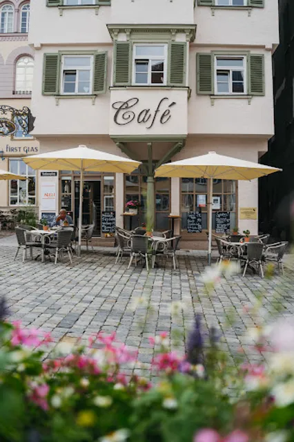 NALI Coffee & Eatery - Cafe am Rathausplatz