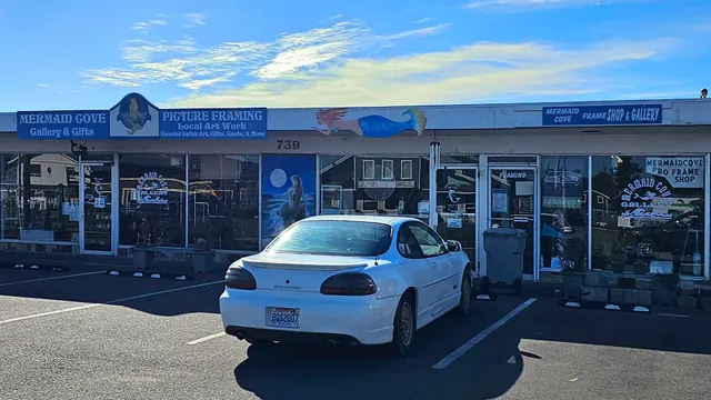 Mermaid Cove Gallery, Gifts & Picture Framing