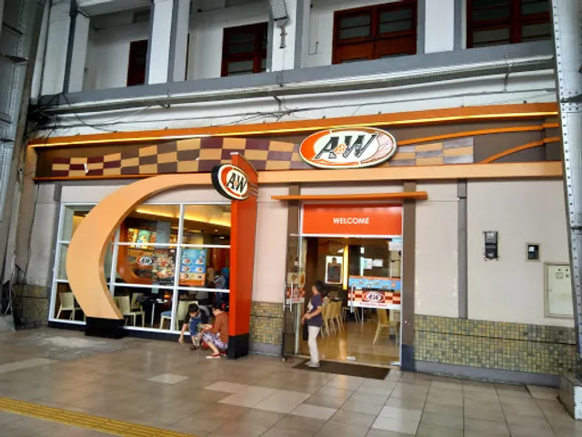 A&W Stasiun Kota