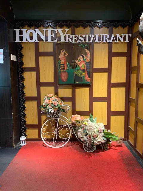 Madam Honey (Honey Thai Restaurant)