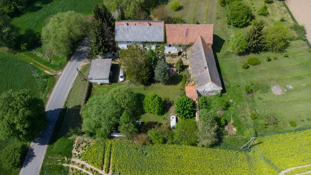 Poniemieckie gospodarstwo "U Krakusa"