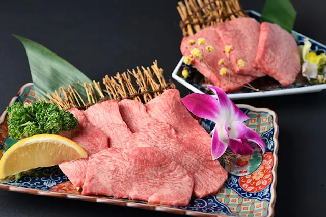 焼肉うしの家物語