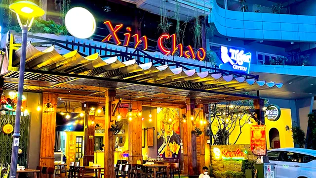 Xin Chao Hue restaurant