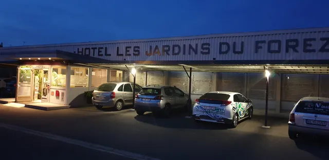 Hôtel Les Jardins Du Forez